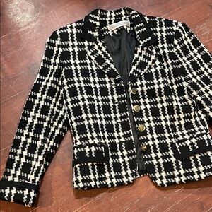 Amanda Smith Black and White Patterned Blazer